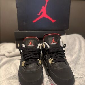 Air Jordan 4 Retro “Bred” (2012) – Size 7Y / Women’s 8.5 – New No Box